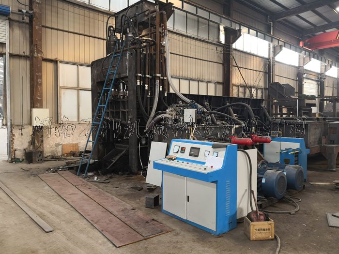 600噸液壓龍門(mén)剪